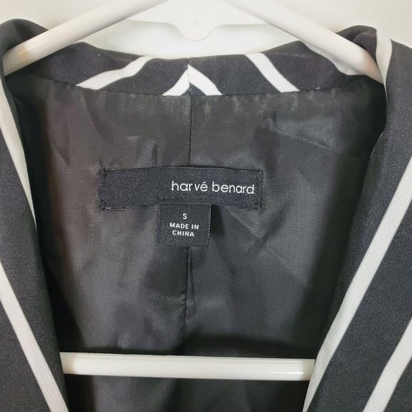 HARVÉ BERNARD Striped Blazer Jacket - Picture 2 of 7